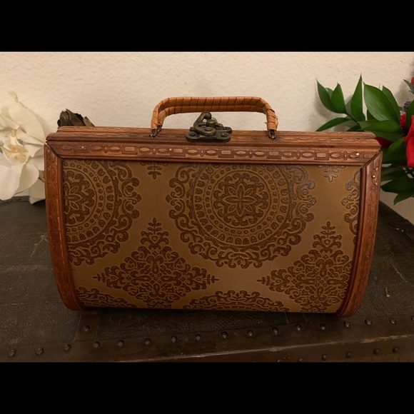 Vintage Moroccan Wooden Purse - Picture 7 of 16